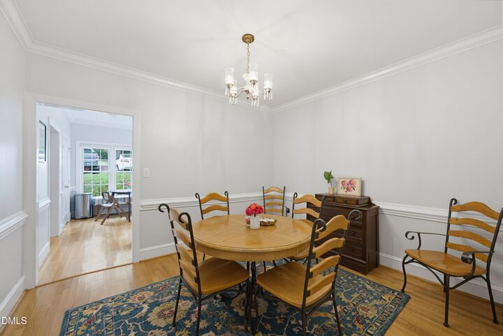 Property Photo: 1302 Hampshire Court NC 27612