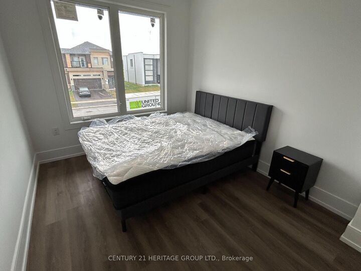Property Photo: 3714 Quayside Drive ON L3V 8M9