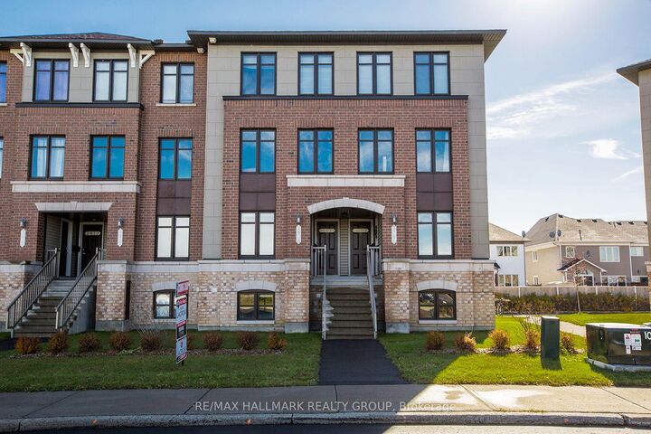 Property Photo: 2404 Esprit Drive ON K4A 0R2