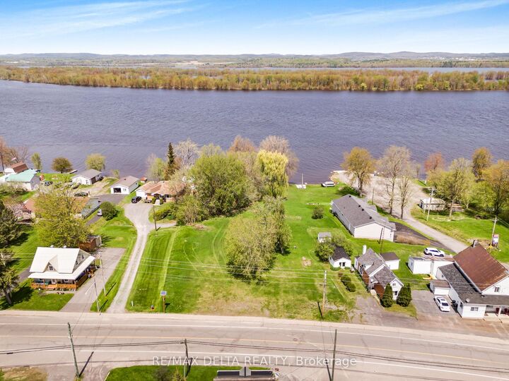 Property Photo: 3211 Main Street ON K0A 3K0