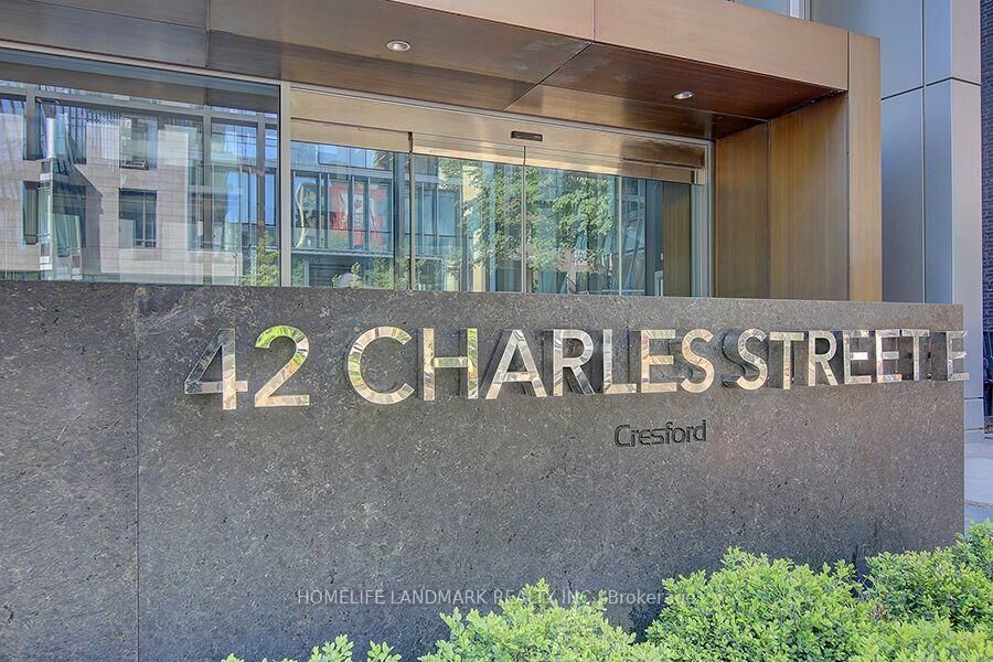 Photo de la propriété:  42 Charles Street E 2209  ON M4Y 1N3 