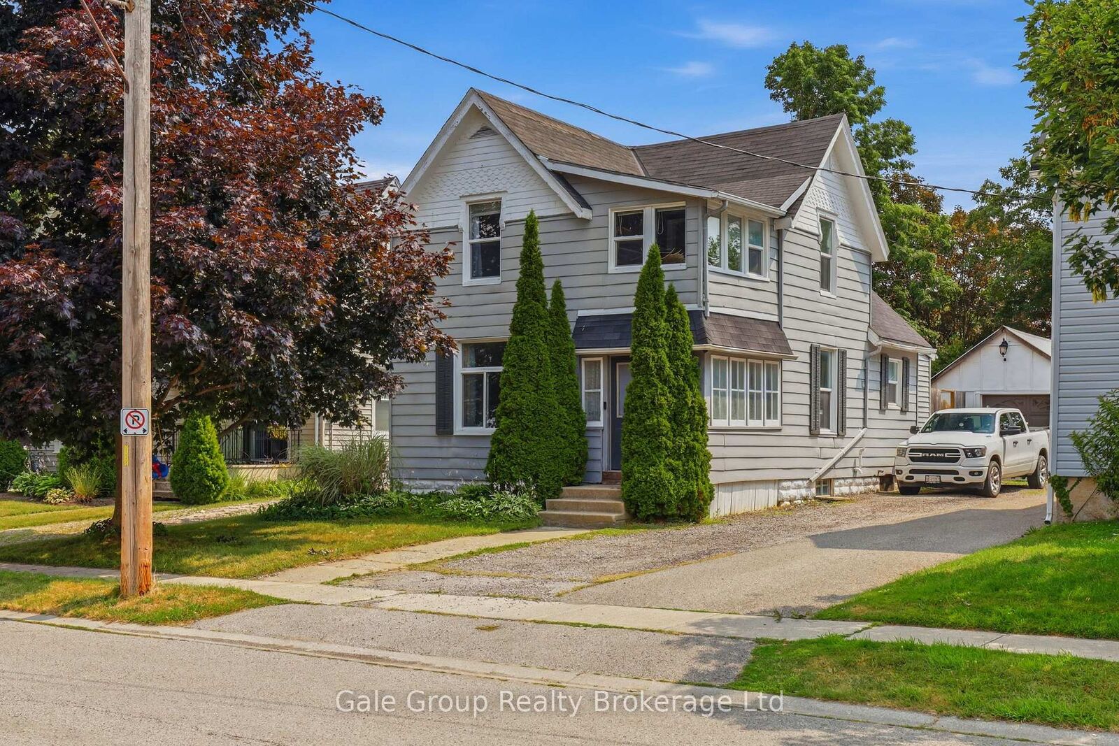 Property Photo: 32 West Avenue ON N5R 3P5