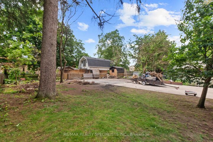 Property Photo: 168 Asmus Street ON N3A 1B2