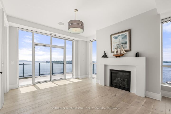 Property Photo: 129A South Street 606 ON K7G 0A9