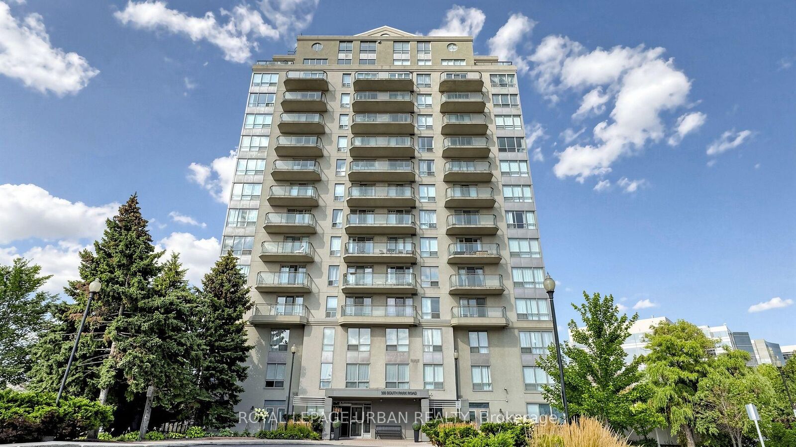 Property Photo:  399 South Park Road 1005  ON L3T 7W6 