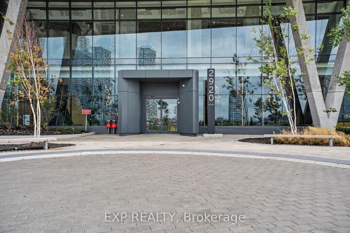 Property Photo: 2920 Highway 7 Highway 3507 ON L4K 0P4