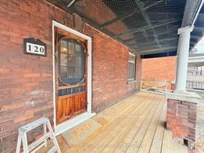 Photo de la propriété:  120 Second Avenue  ON P1B 3K8 
