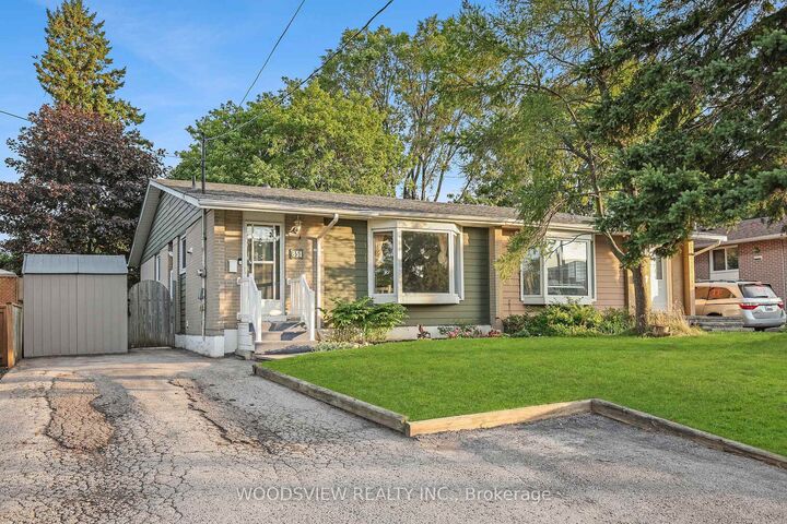 Property Photo:  851 Moretta Avenue  ON L1W 2K1 