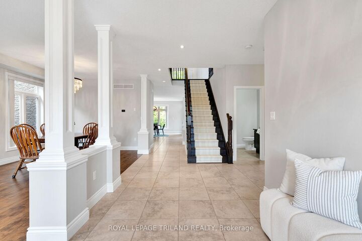 Property Photo: 1018 Loft Court ON N6G 0J9
