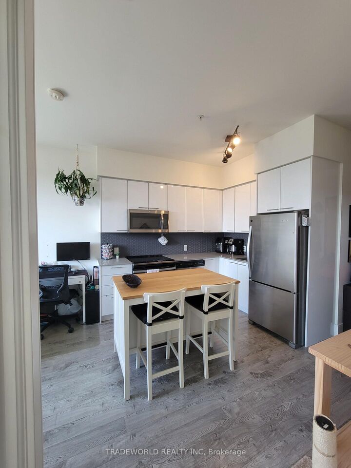 Property Photo:  15 Prince Albert Boulevard 607  ON N2H 0C2 