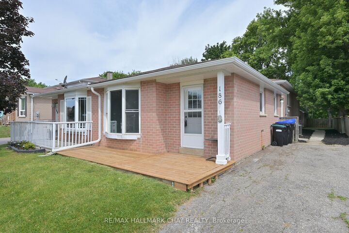 Property Photo: 186 Beattie Avenue ON L9R 1C1