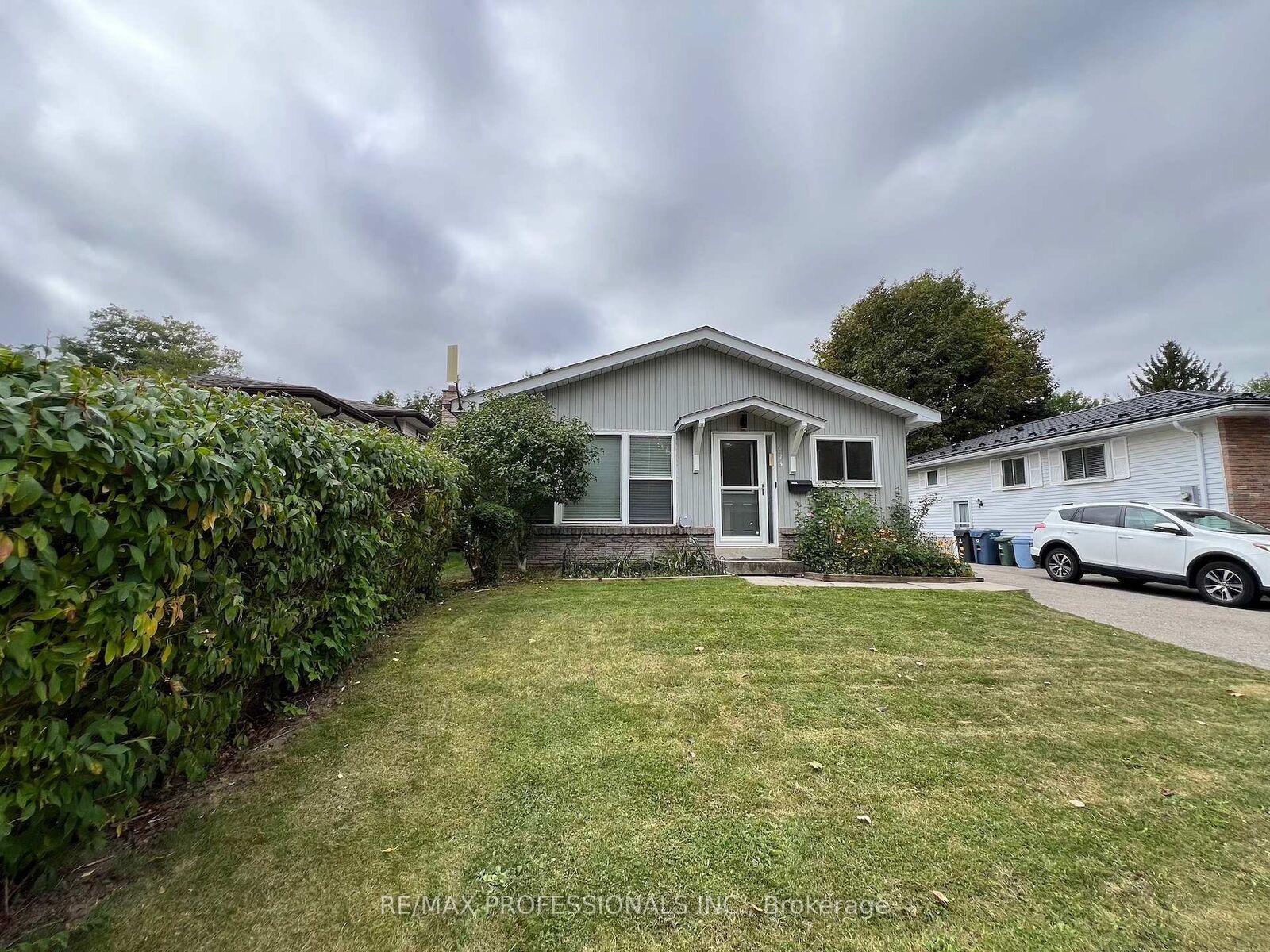 Property Photo: 373 West Acres Drive ON N1H 7B3