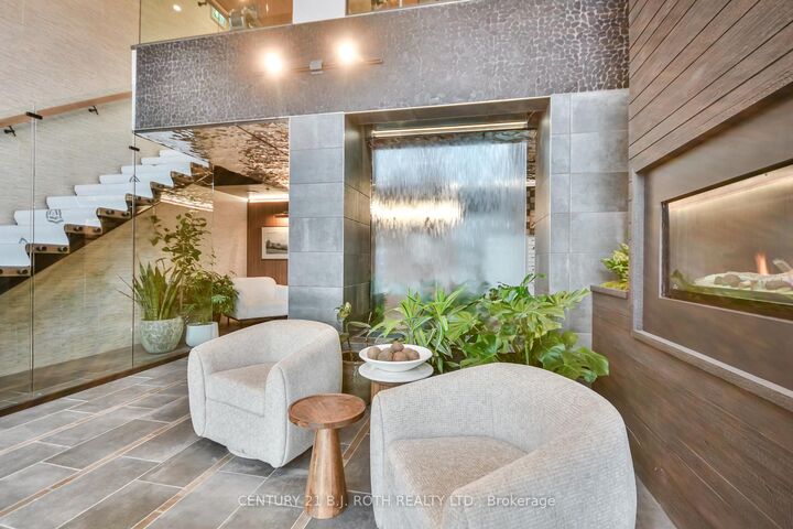 Property Photo:  15 Kneeshaw Drive 605  ON L9J 0J8 