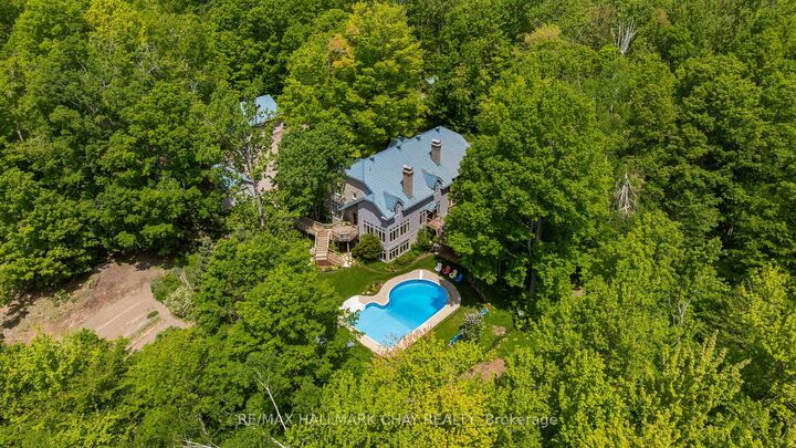 Property Photo: 3778 Vasey Road ON L0K 2C0