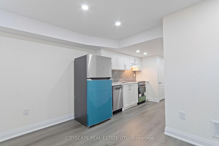 Property Photo:  163 Rankin Crescent Lower  ON M6P 4H9 