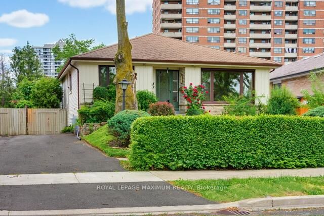 Property Photo: 41 Strathavon Drive ON M9V 2H4