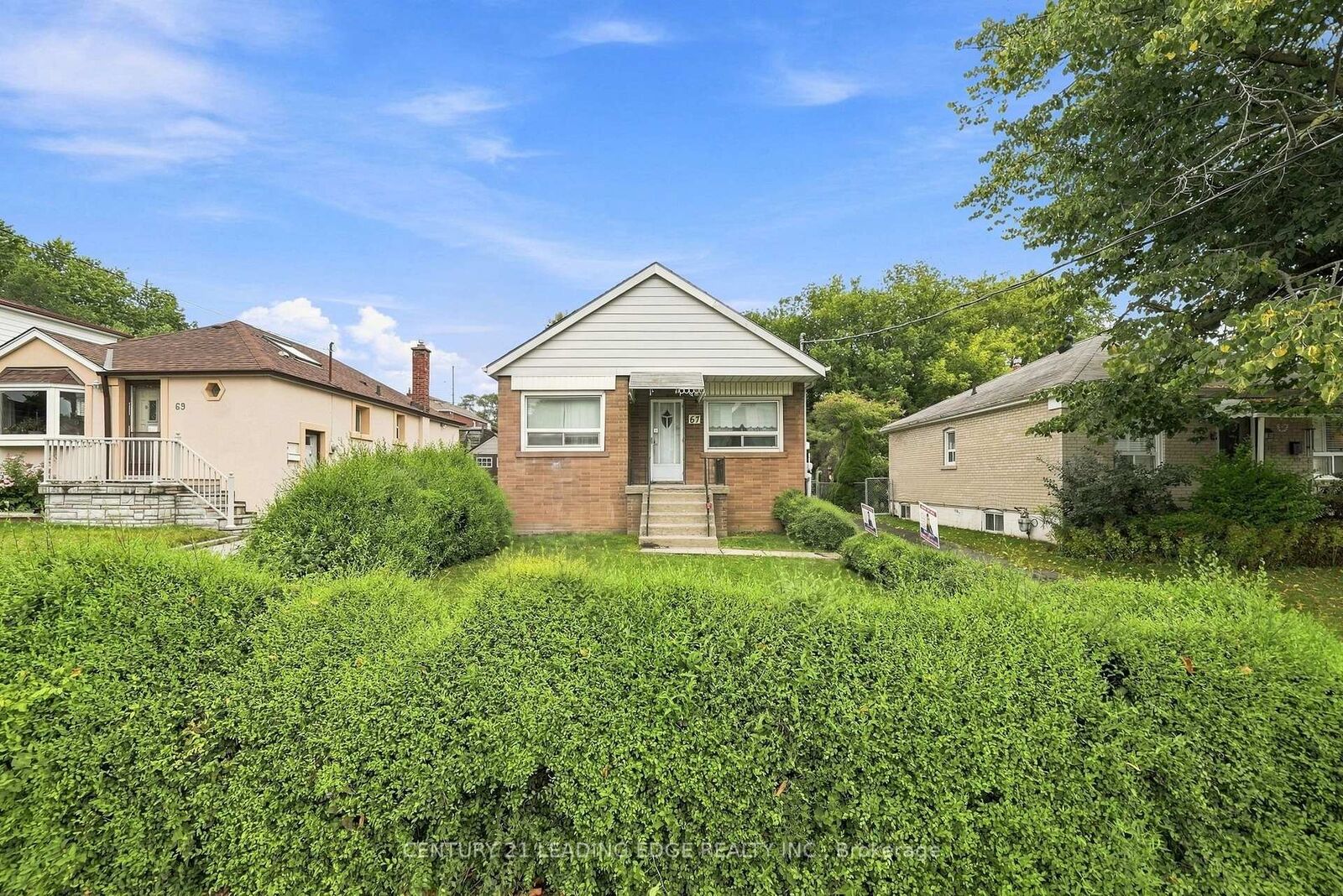 Property Photo:  67 Pitt Avenue  ON M1L 2R3 