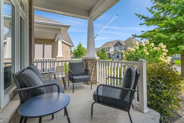 Property Photo: 550 Silverbell Crescent ON K1T 0P1