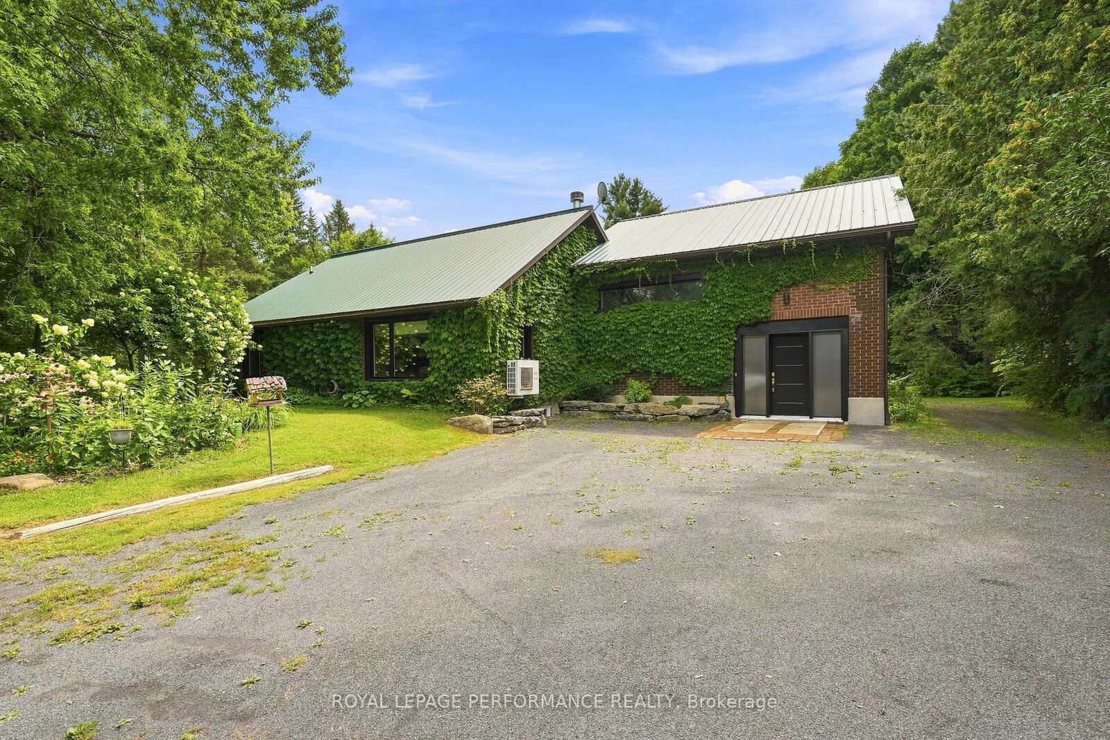Property Photo: 5554 County 10 Road ON K0B 1G0