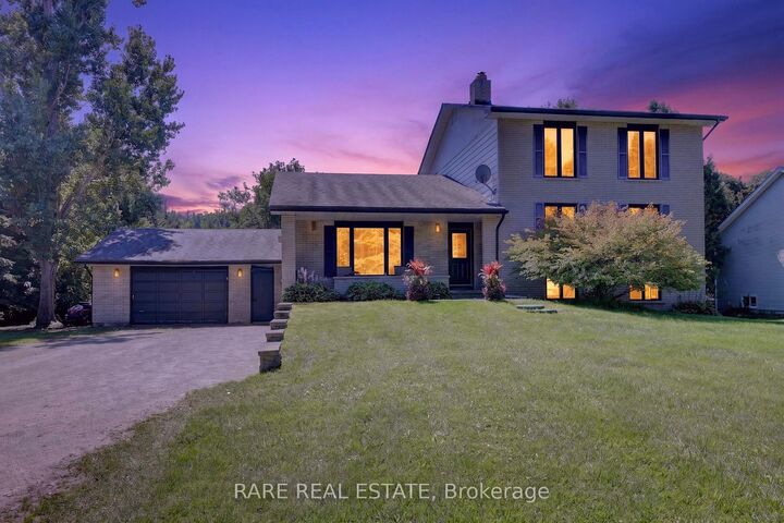 79 Caroline Street W — photo 1