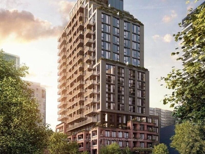 Property Photo:  109 Erskine Avenue 1005  ON M4P 0G8 