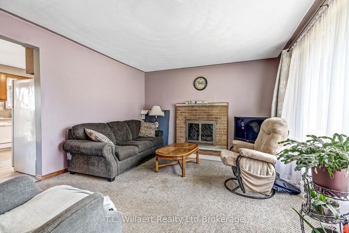 Property Photo:  12 Alba Avenue  ON N4G 4K1 
