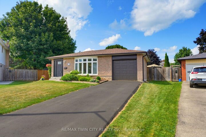 20 Clover Court — photo 1