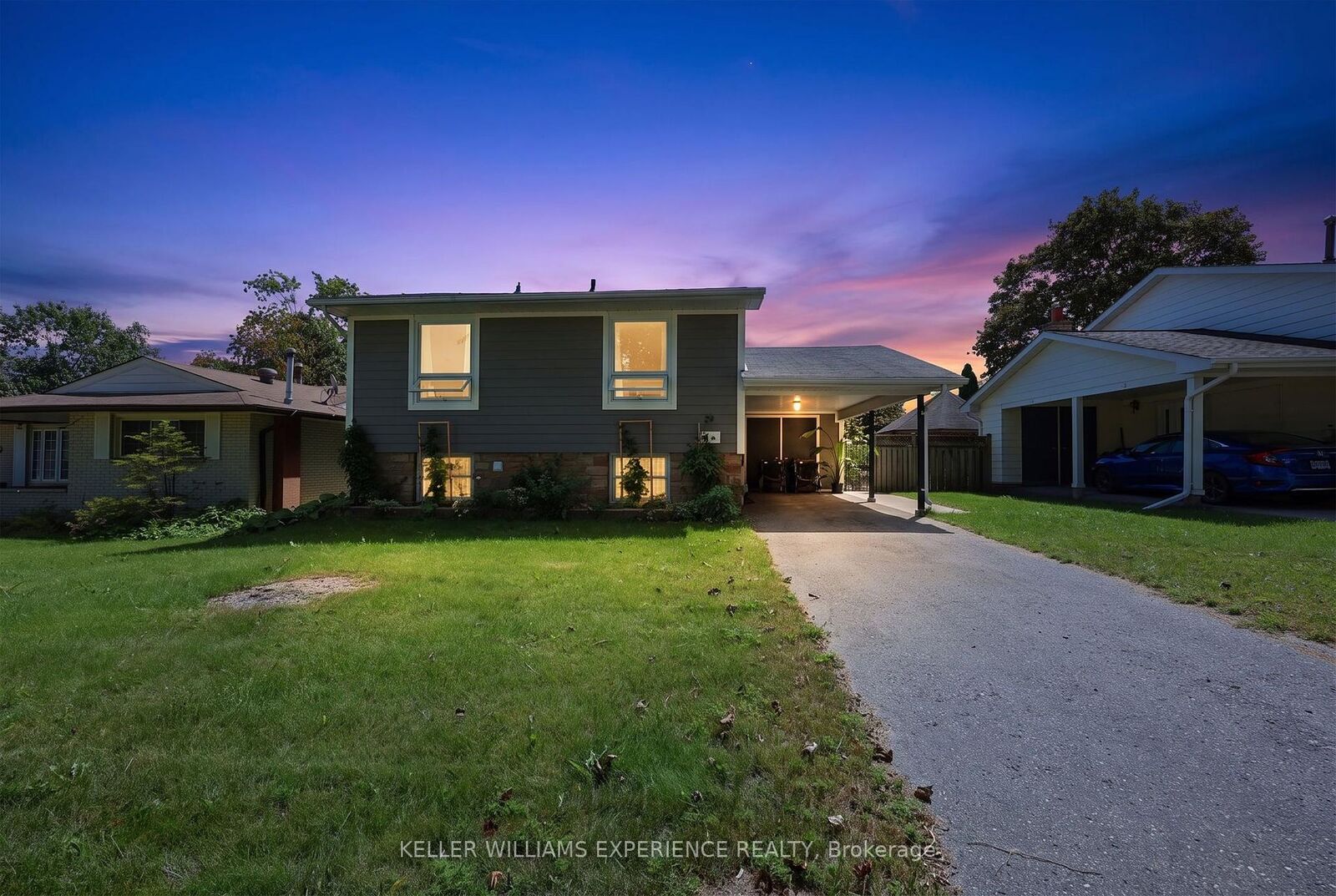 Property Photo:  29 Collete Crescent  ON L4M 2Z3 