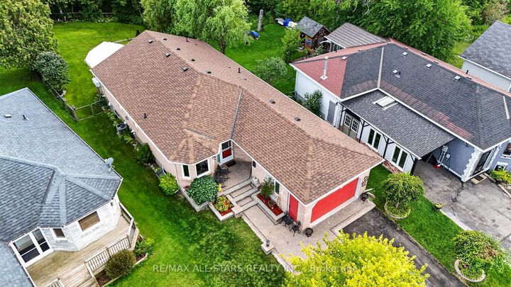 117 Riverglen Drive — photo 1
