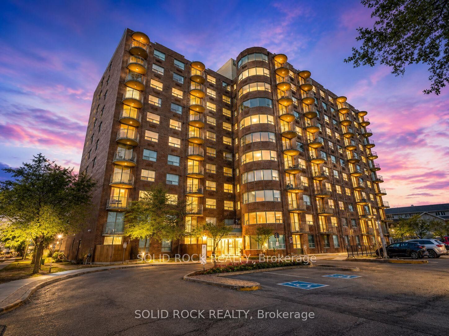 Property Photo:  1440 Heron Road 901  ON K1V 0X2 