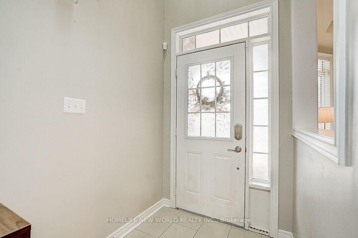 Property Photo:  39 James Parrott Avenue  ON L6E 0J8 