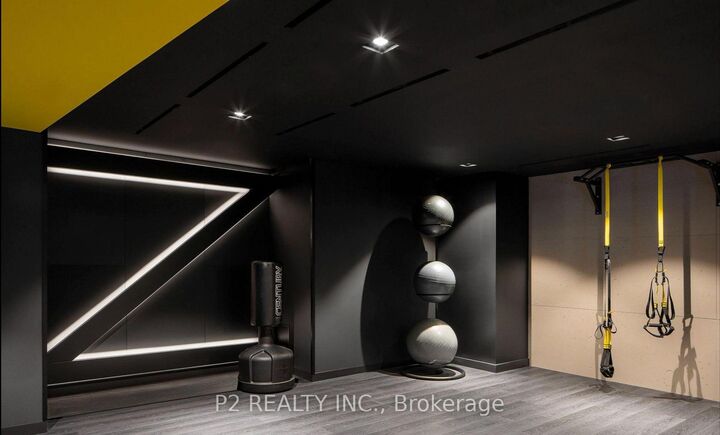 Property Photo:  36 Zorra Street 631  ON M8Z 0G5 