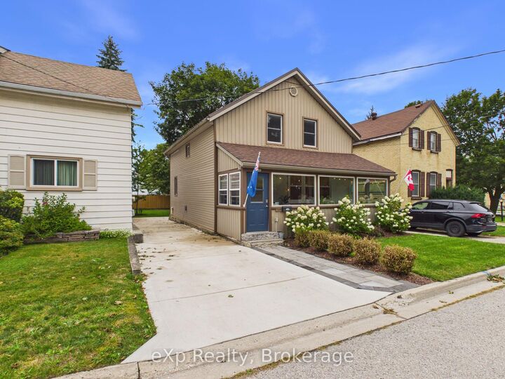 Property Photo:  109 Colborne Street S  ON N0G 2V0 