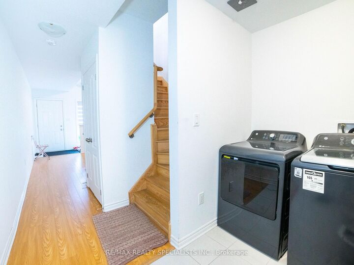 Property Photo:  29 Tiveron Avenue  ON L7C 3S9 