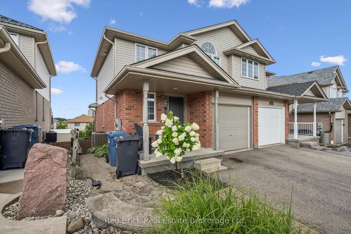 Property Photo:  17 Davison Dr N/A  ON N1E 0C1 