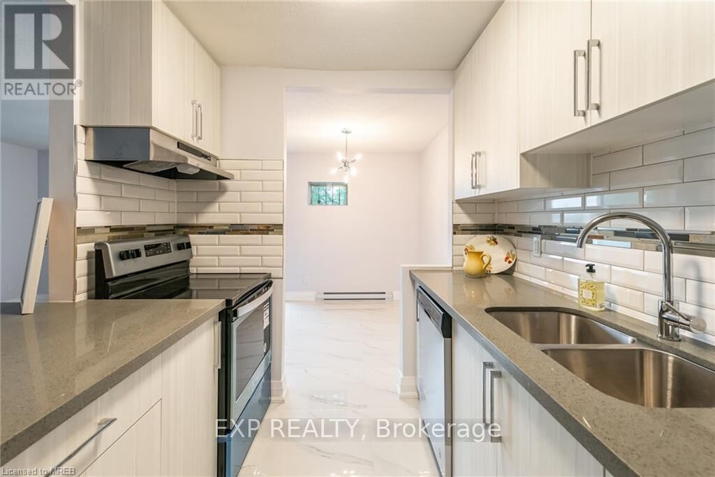 Property Photo:  517 Elm Street 4  ON L3K 5W6 