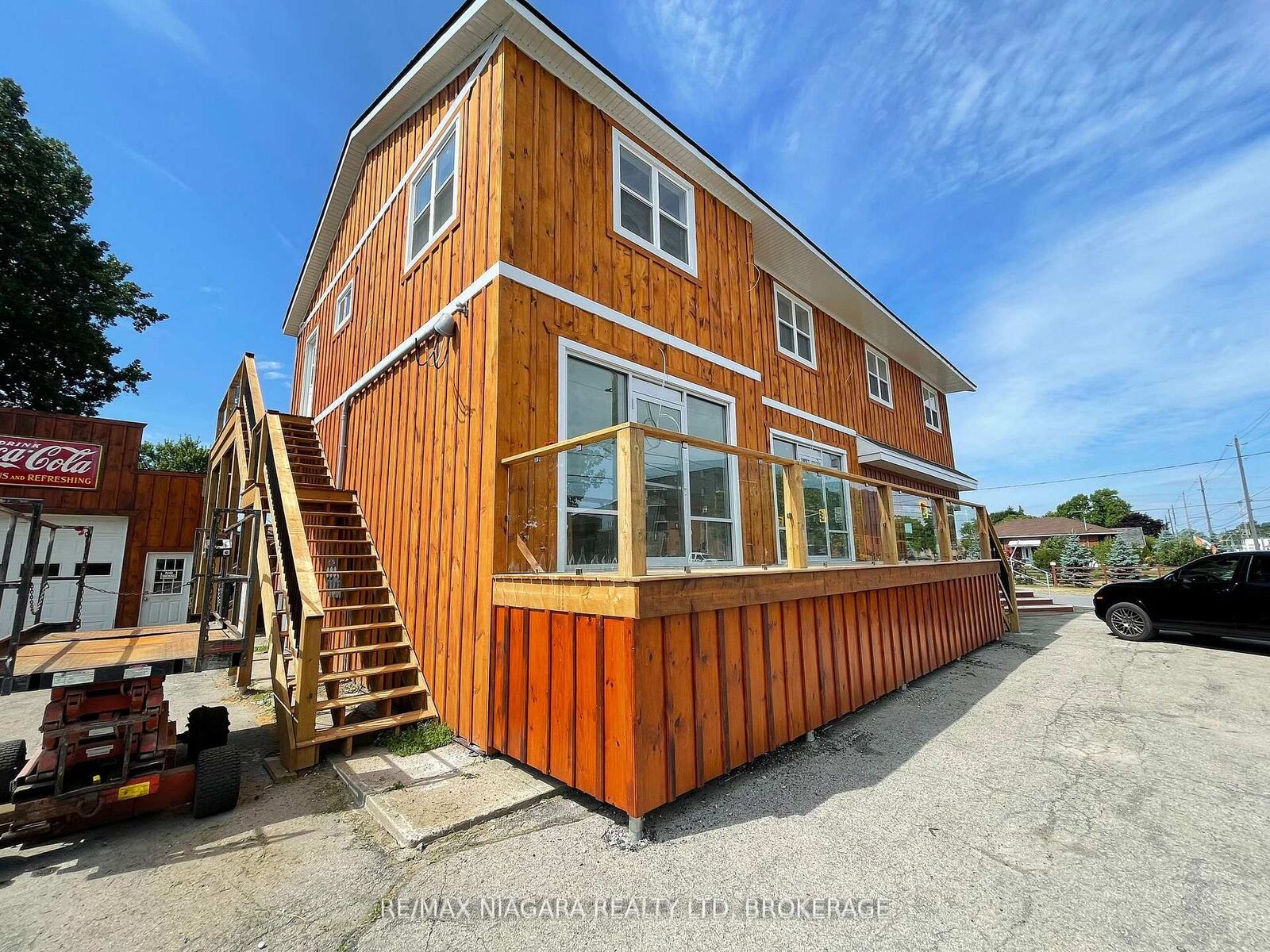 Property Photo:  335 Wellington Street  ON L3K 2K4 