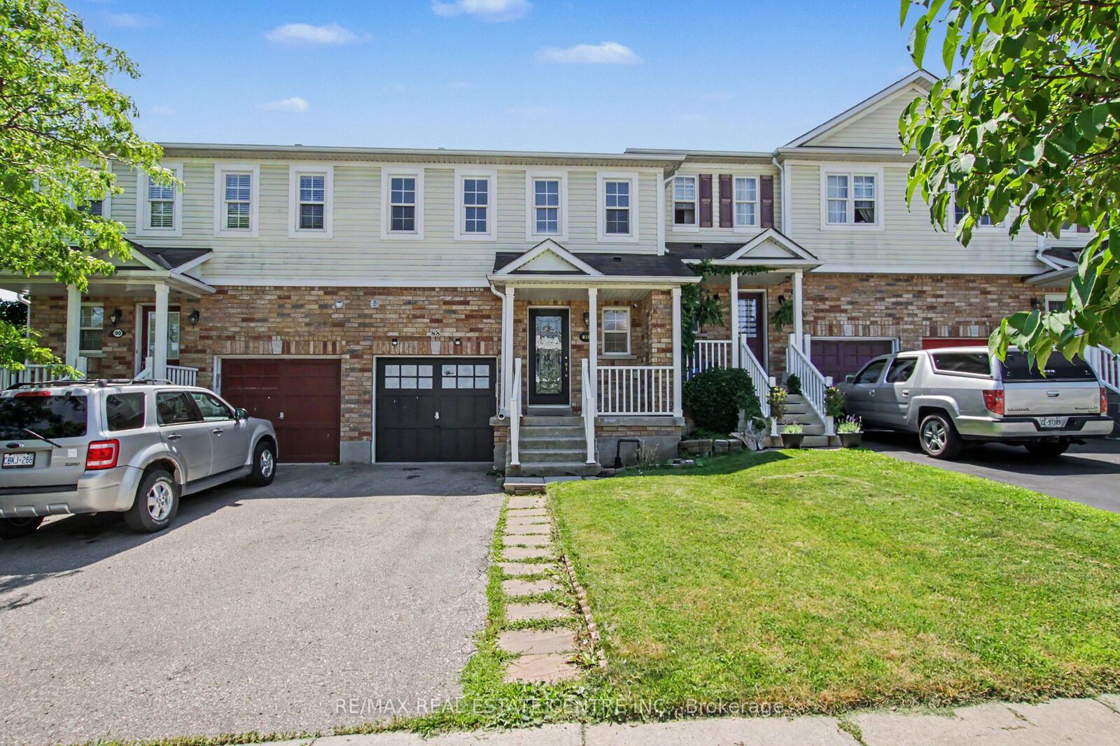 Property Photo: 88 Bloomington Drive ON N1P 1J5