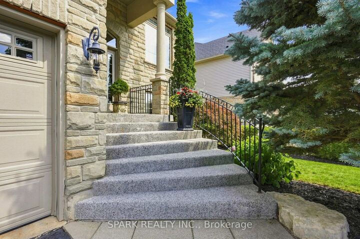 Property Photo: 179 Tanners Drive S ON L7J 3A8