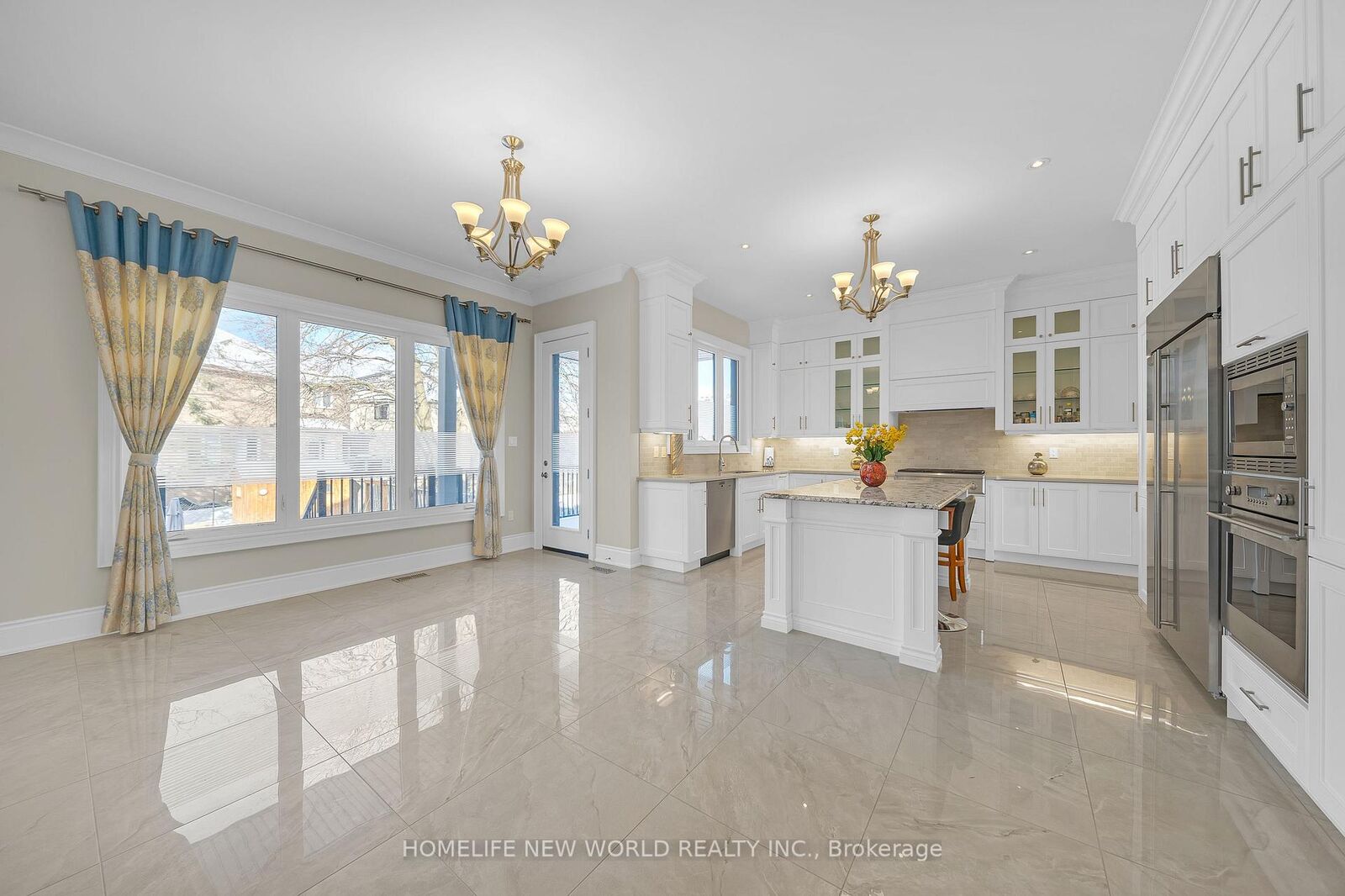 Property Photo: 10 Stancroft Drive ON L4C 4N1