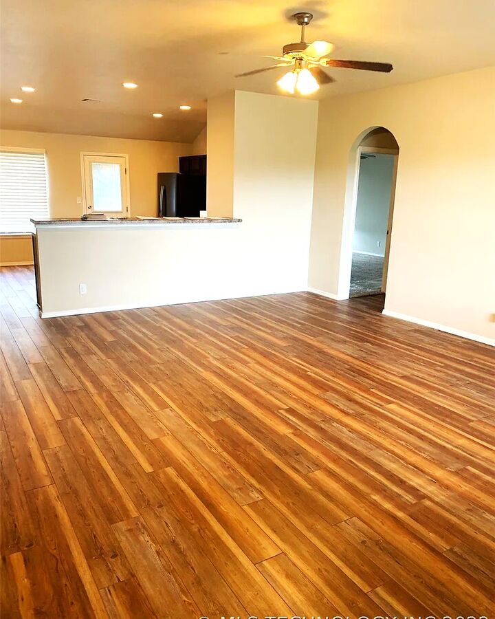 Property Photo: 9183 S 253rd OK 74014