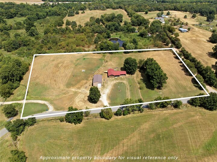 Property Photo:  447403 E 1058 Road  OK 74962 