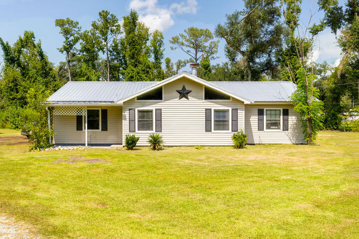 Property Photo: 5252 Country Side Drive GA 31636