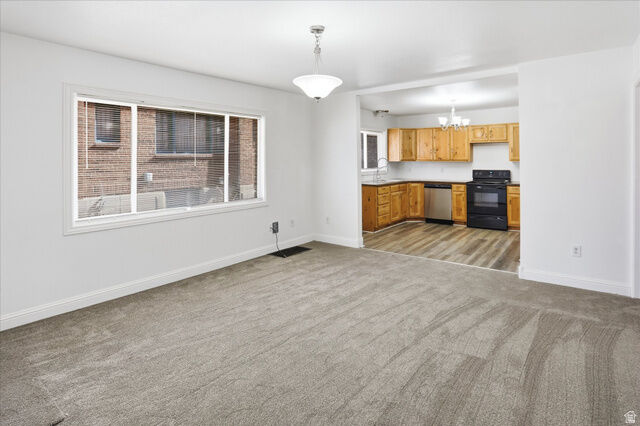 Property Photo: 619 28 Th St UT 84403