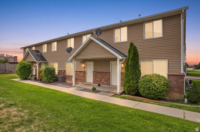 Property Photo: 445 E 475 N UT 84404