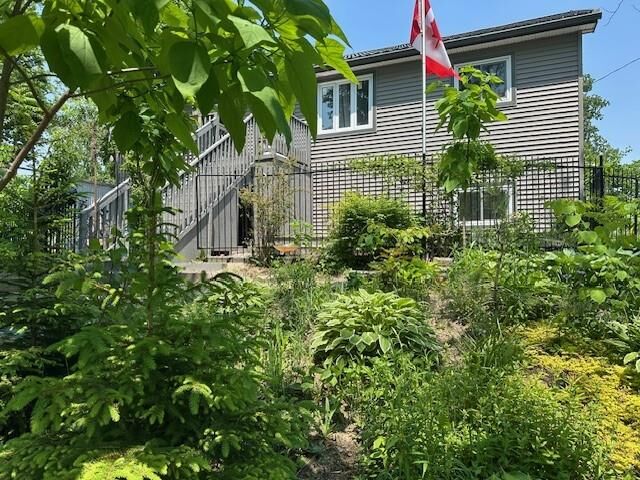 Property Photo: 1856/1860 Lonmgwoods Road ON N0L 2N0
