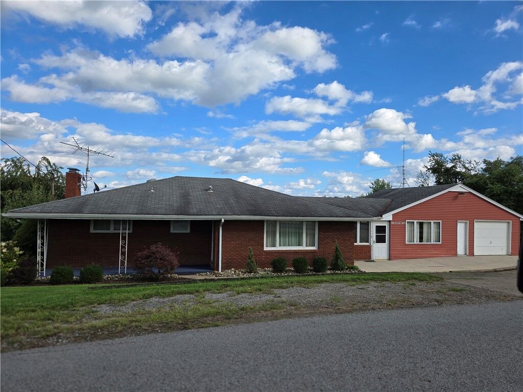 Property Photo:  180 Church Rd  PA 15330 