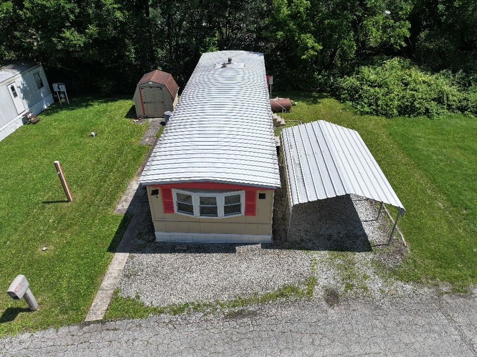 Property Photo: 1044 Bert Cir PA 15675