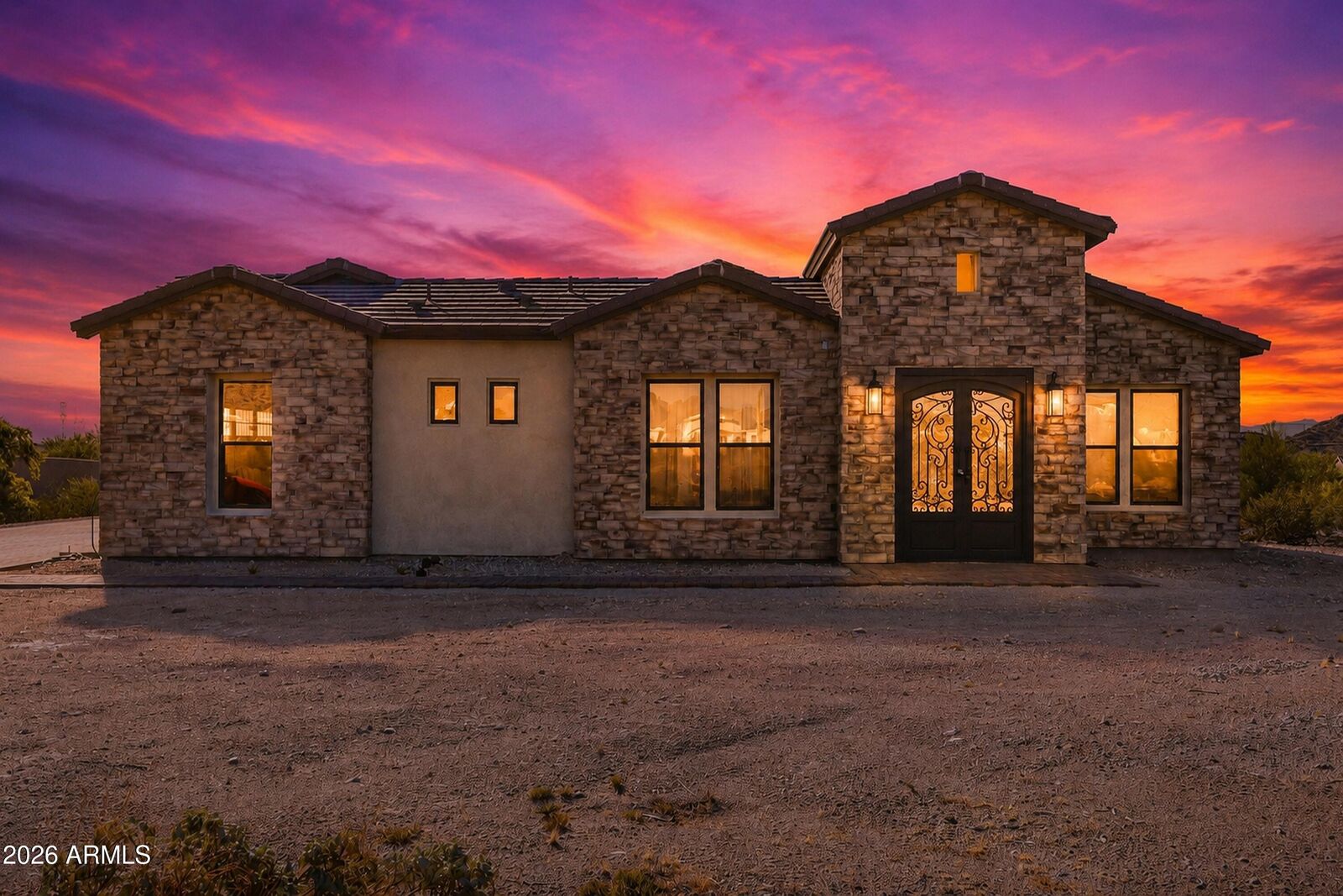 Property Photo:  9072 S Krista Drive E  AZ 85338 