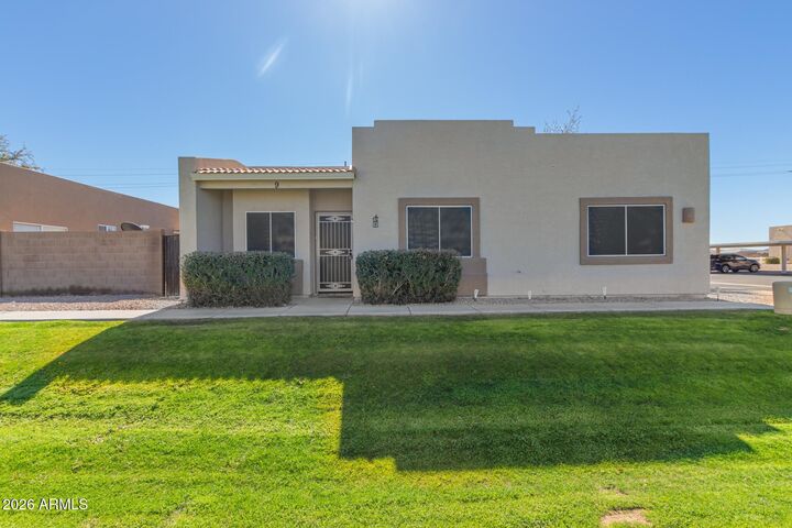 Property Photo:  2300 E Magma Road 9  AZ 85143 